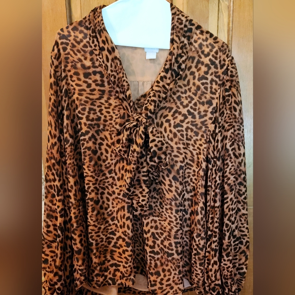 Chico’sBrown/Black Leopard Print Balloon Sleeve Tie Neck Top Women's L/XL